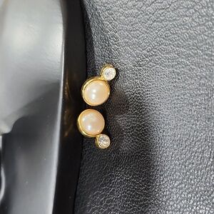 VINTAGE NINA RICCI for AVON FAUX PEARL and RHINESTONE STUD EARRINGS